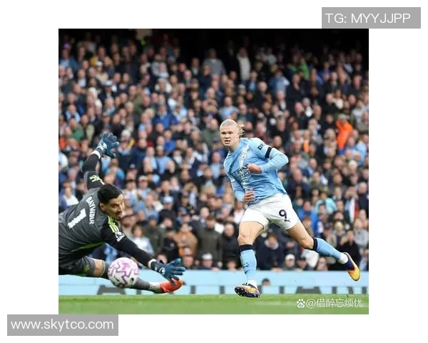 曼联传奇球星曼联队内风云变幻以及曼家军未来展望分析