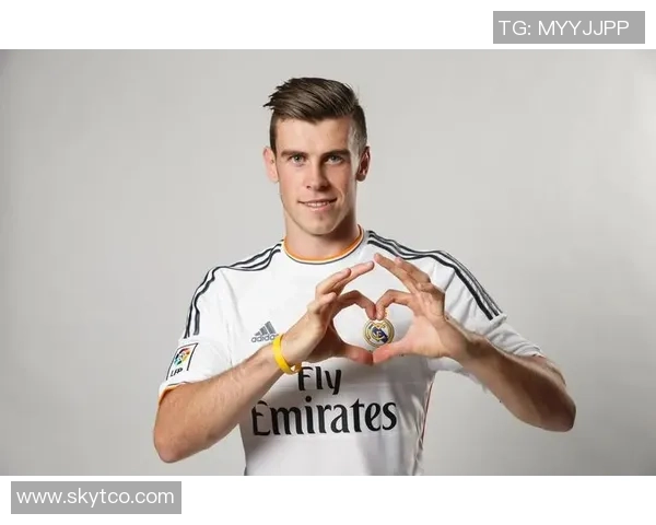 最早期足球球星的辉煌足迹与传奇故事探寻